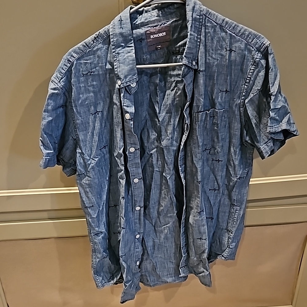 Short sleeve chambray button down